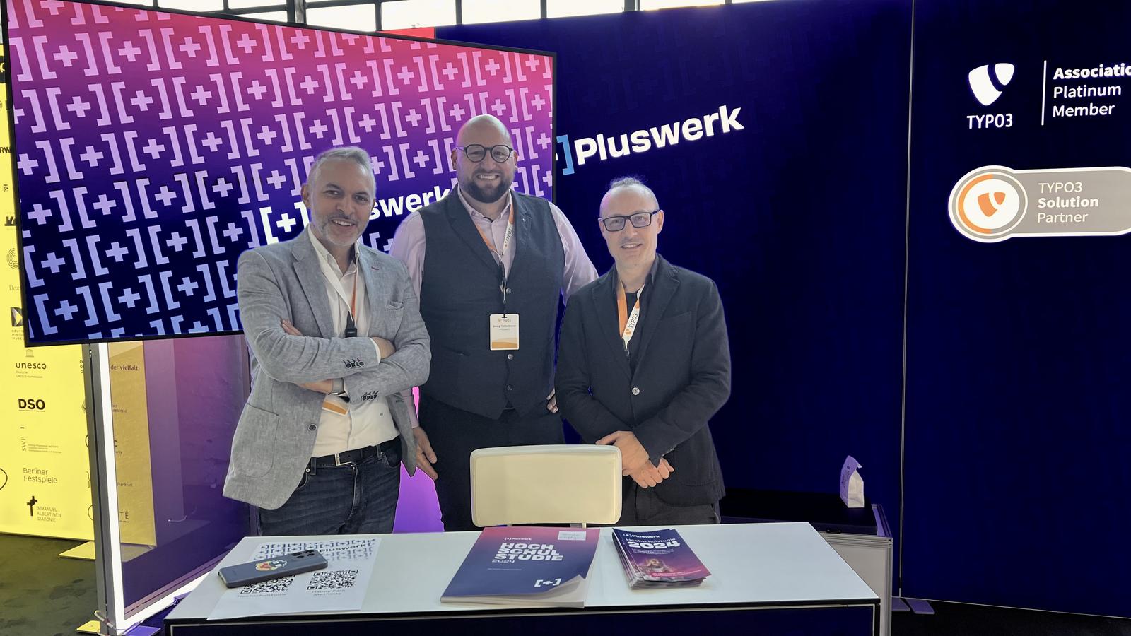 Das Earlybird Team auf der T3CON beim Pluswerkstand